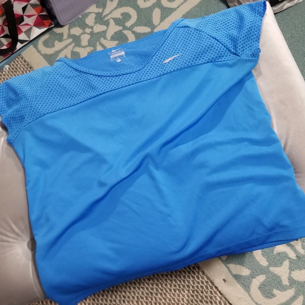 Nike Crop Top